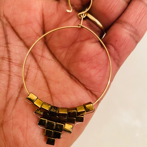 Sarah Briggs 14k Gold-Filled Hoops - Picture 5 of 8